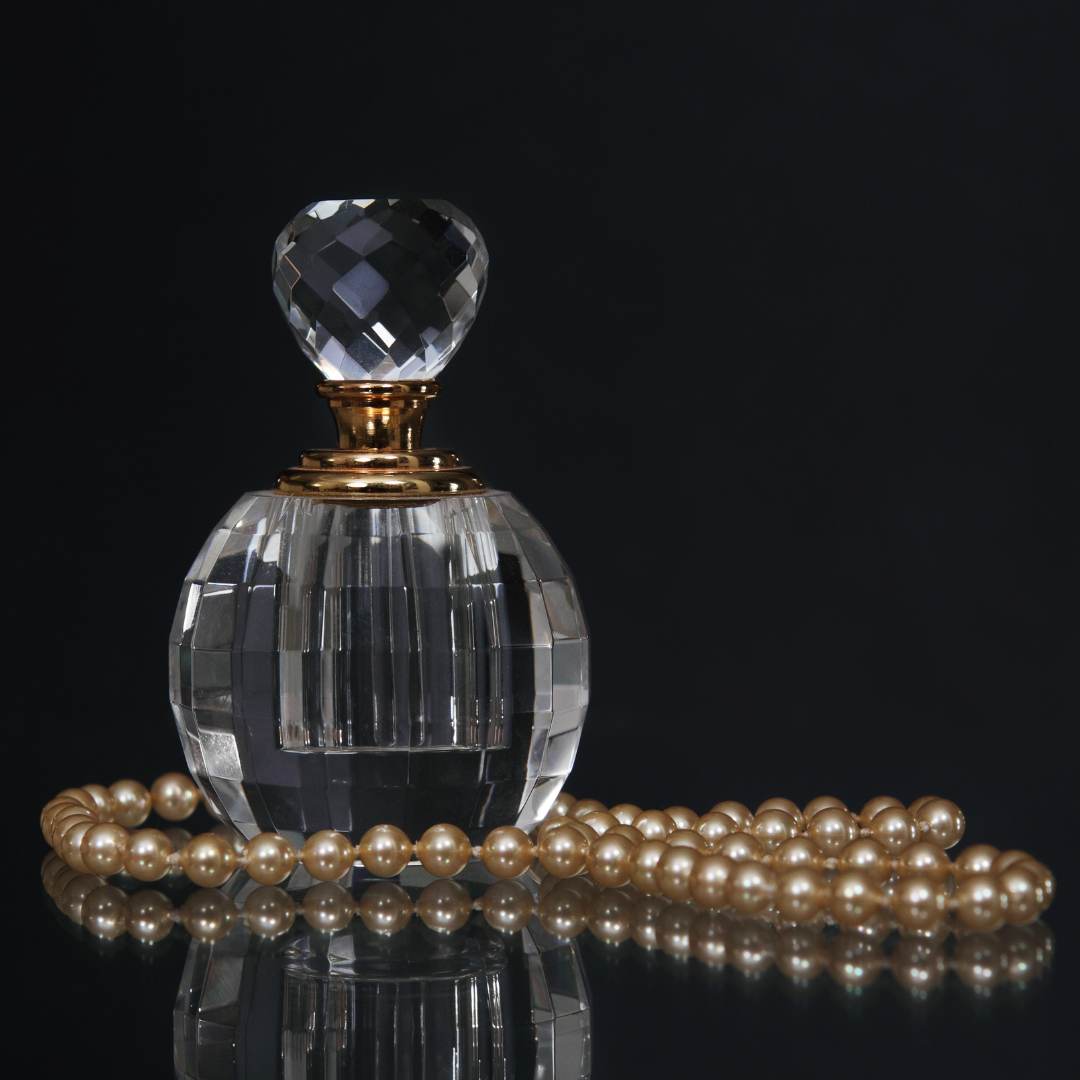 Vintage lipstick holder vintage pearls classic timeless beauty audrey hepburn vintage perfume
